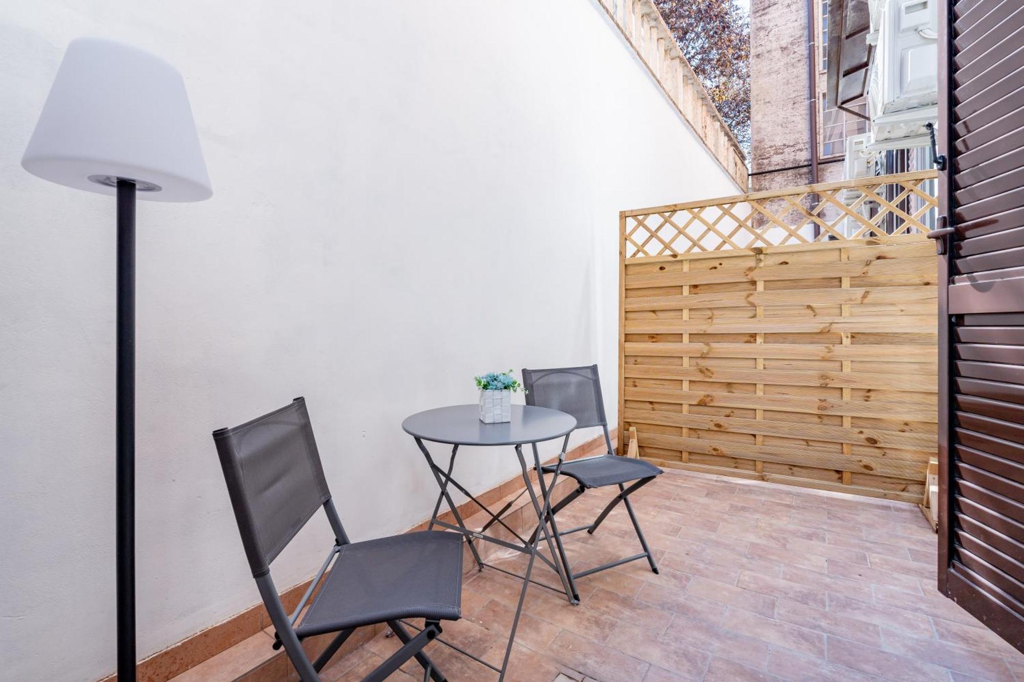 Отель Barone House Рим Экстерьер фото